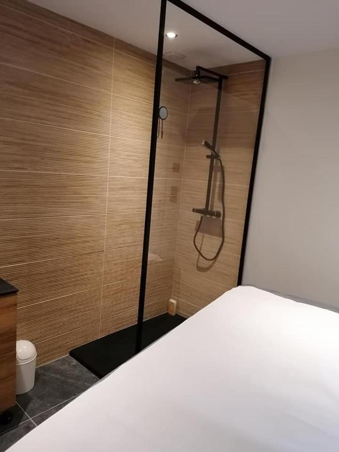 L'Ame Du Gourmand Hotell Pontorson Exteriör bild