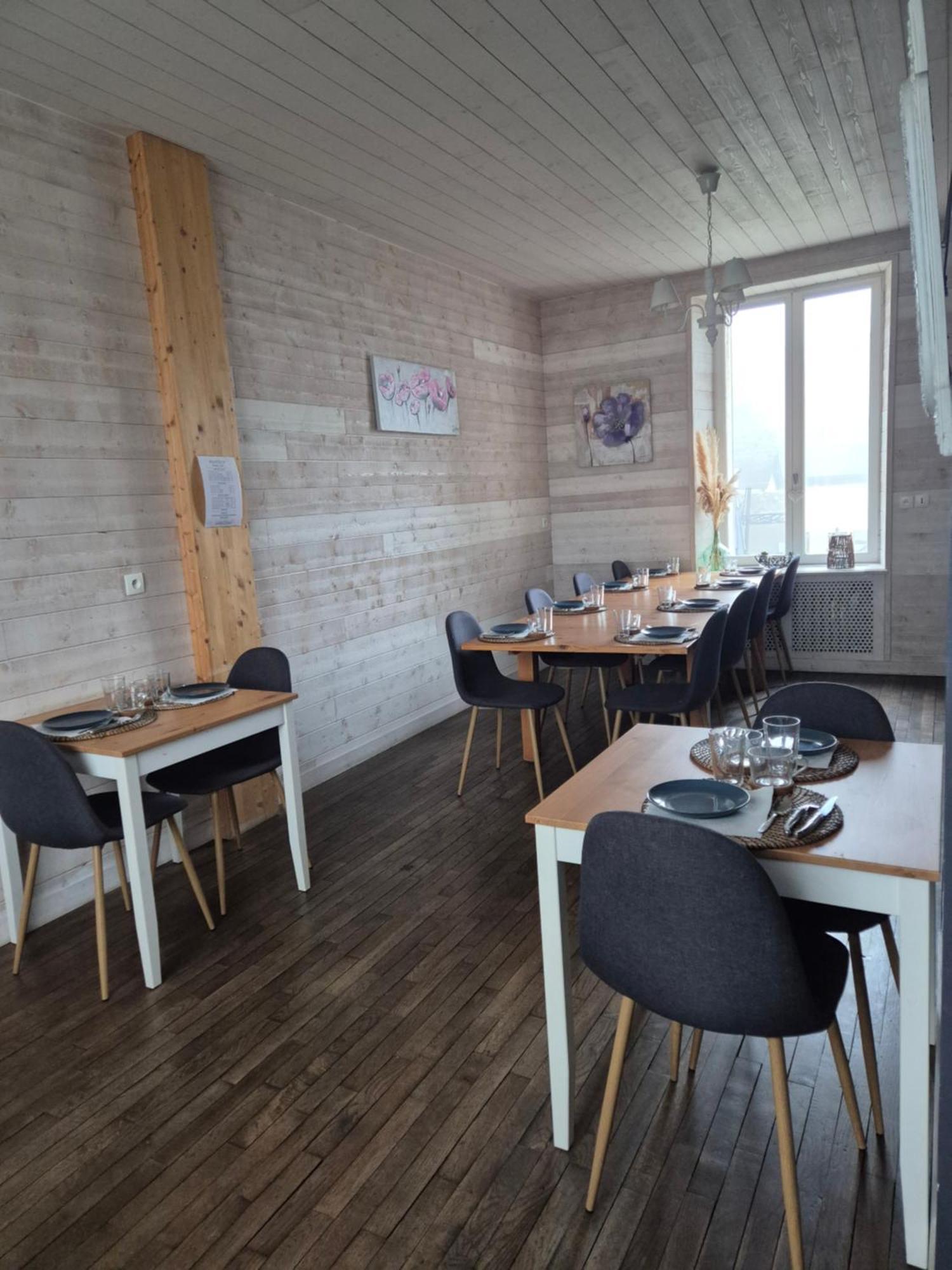 L'Ame Du Gourmand Hotell Pontorson Exteriör bild