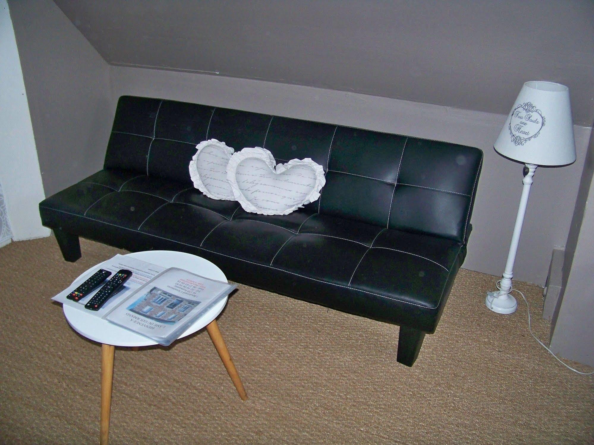 L'Ame Du Gourmand Hotell Pontorson Exteriör bild